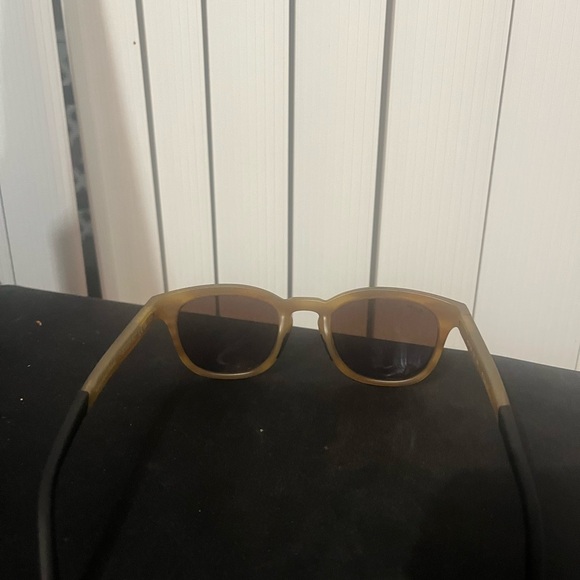 Prestige maui jim’s, clean lens - Picture 6 of 6